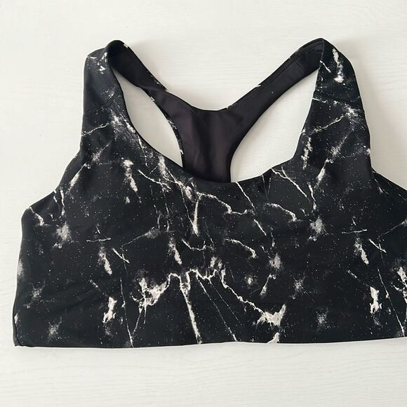 Old Navy, active power, soft medium support sports bra - Picture 1 of 3